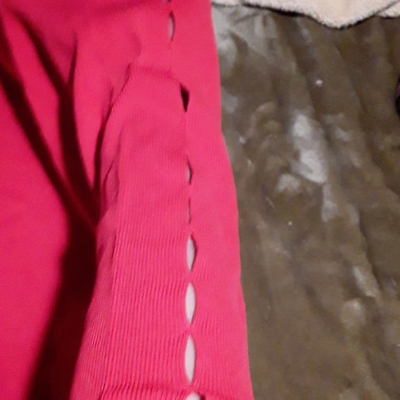 Sweater - Picture 2 of 2